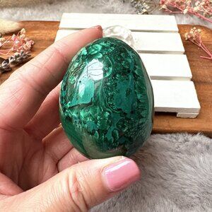 Beautiful Malachite Egg